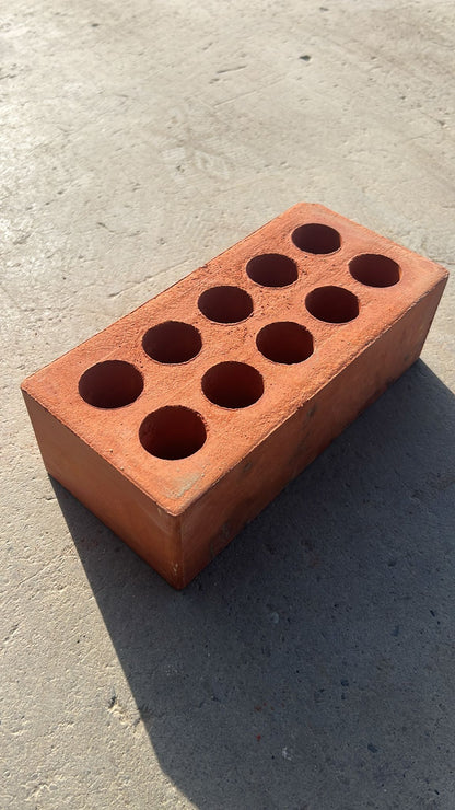 მისაქციელის აგურები