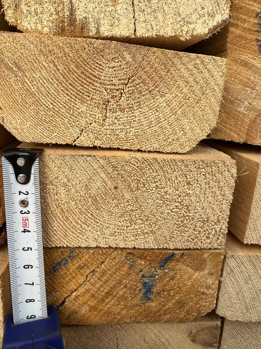 დახერხილი ფიცარი